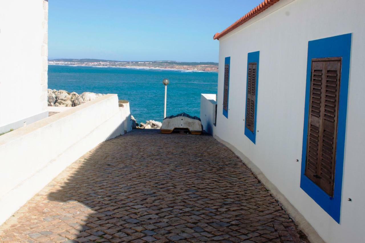 Friendly Peniche Apartment Dış mekan fotoğraf